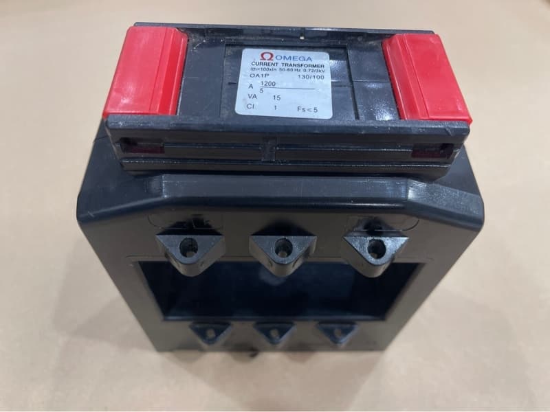 Biến dòng đo đếm 1200/5A MCT Omega